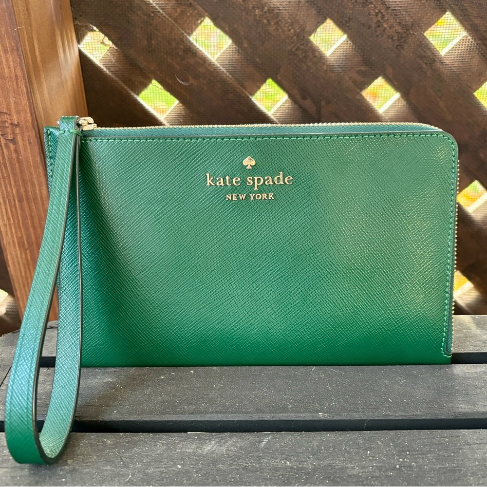 Kate Spade Wristlet